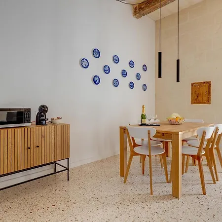 Comfy 2 Bedroom Flat In The Heart Of Apartment Valletta