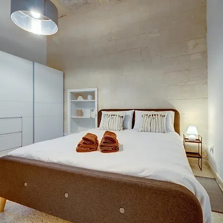 Comfy 2 Bedroom Flat In The Heart Of Valletta