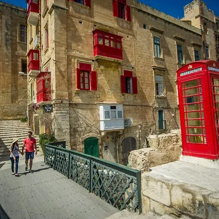 Comfy 2 Bedroom Flat In The Heart Of Apartment Valletta