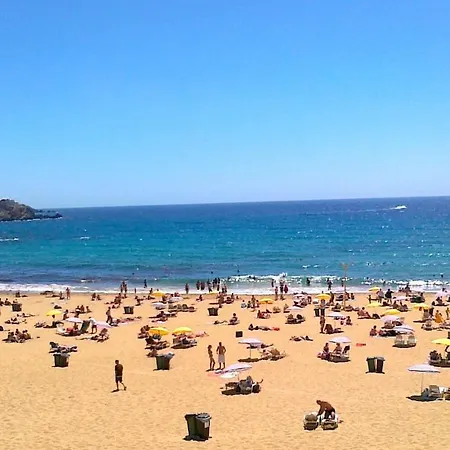 Comfy 2 Bedroom Flat In The Heart Of *