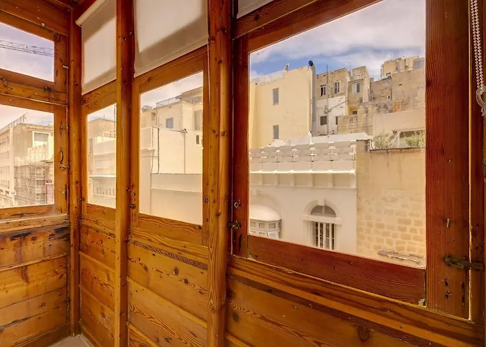 Comfy 2br Flat In The Heart Of By Buena Vista *